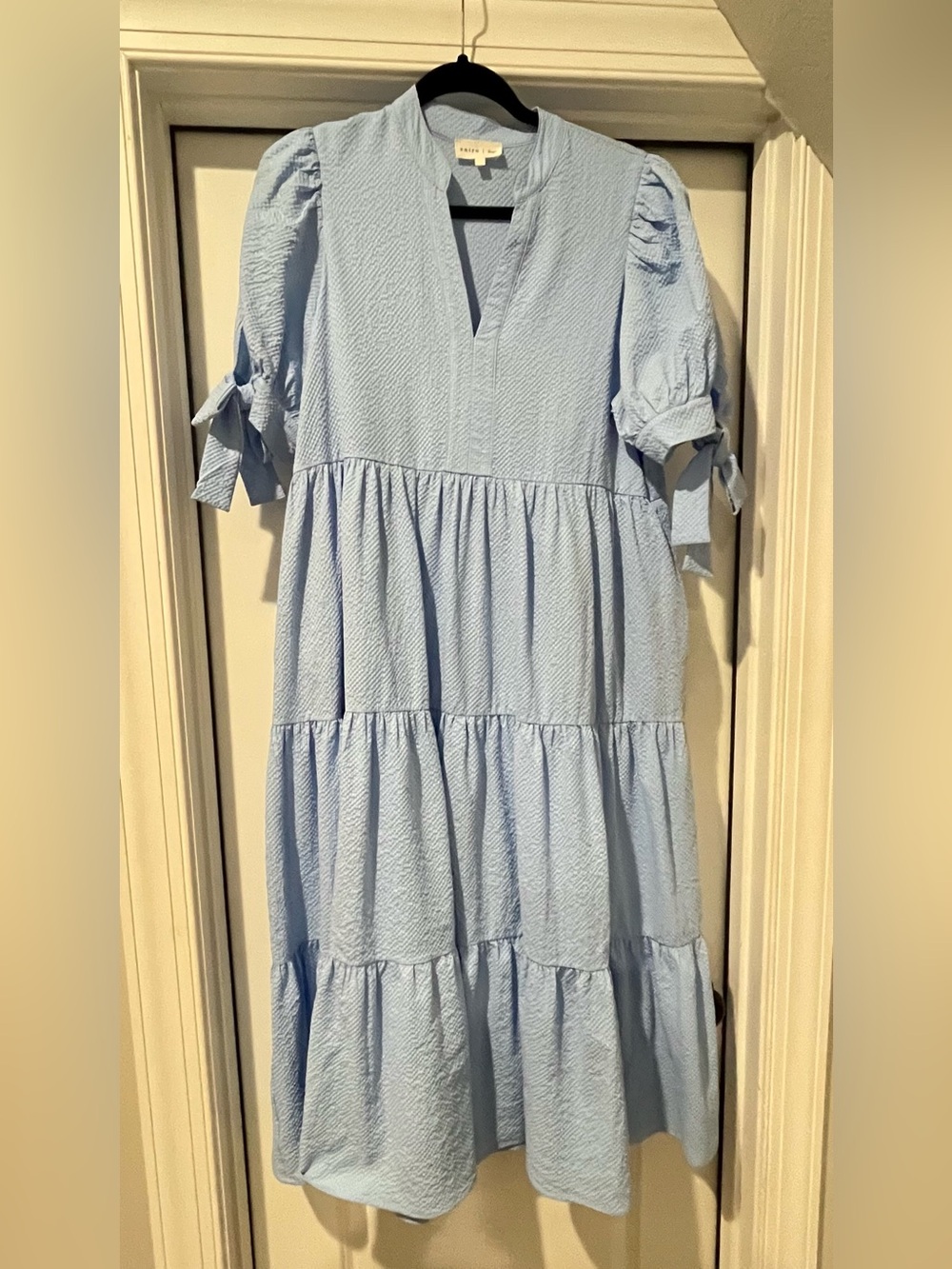 Light Blue Tiered Tie-Sleeve Dress